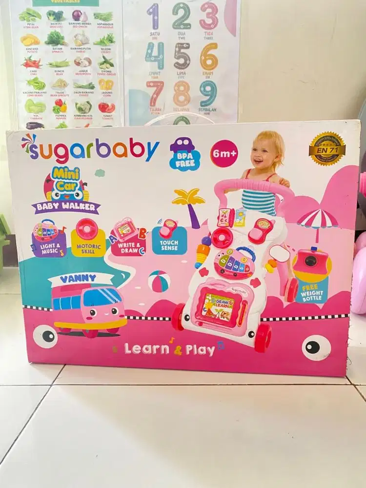 Baby walker buat belajar jalan bayi