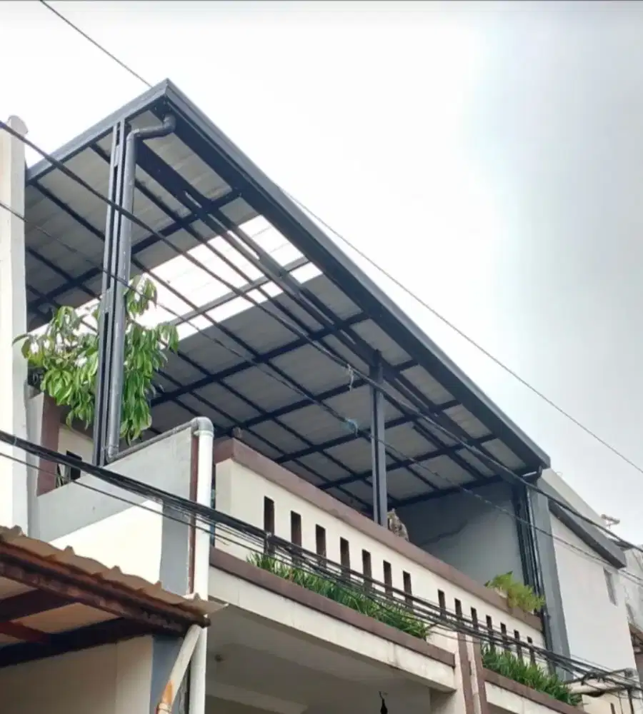 Kanopi baja ringan