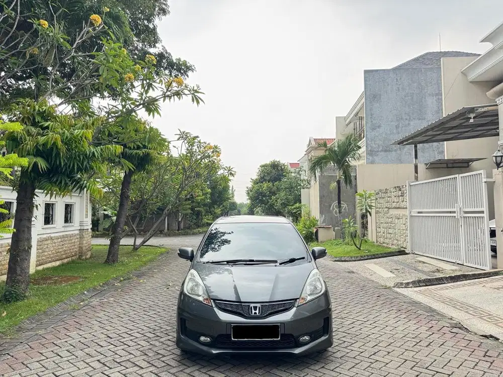 Honda Jazz 1.5 RS Matic 2012 Grey Facelift Plat L