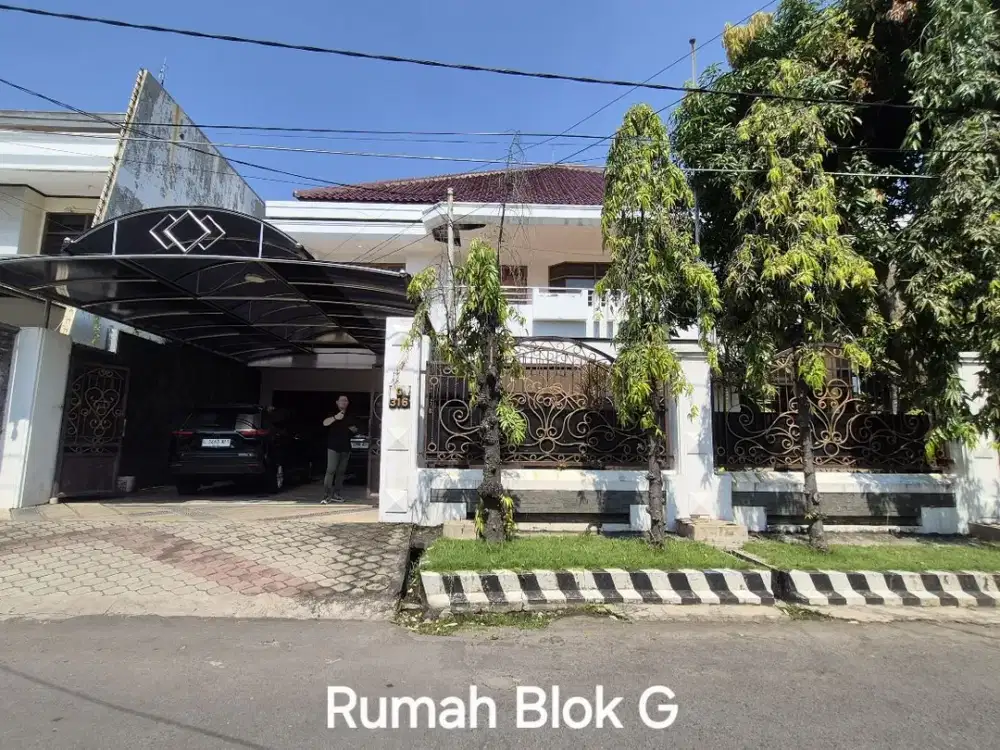 Rumah bernuansa Resort di Kertajaya Indah, Surabaya Timur