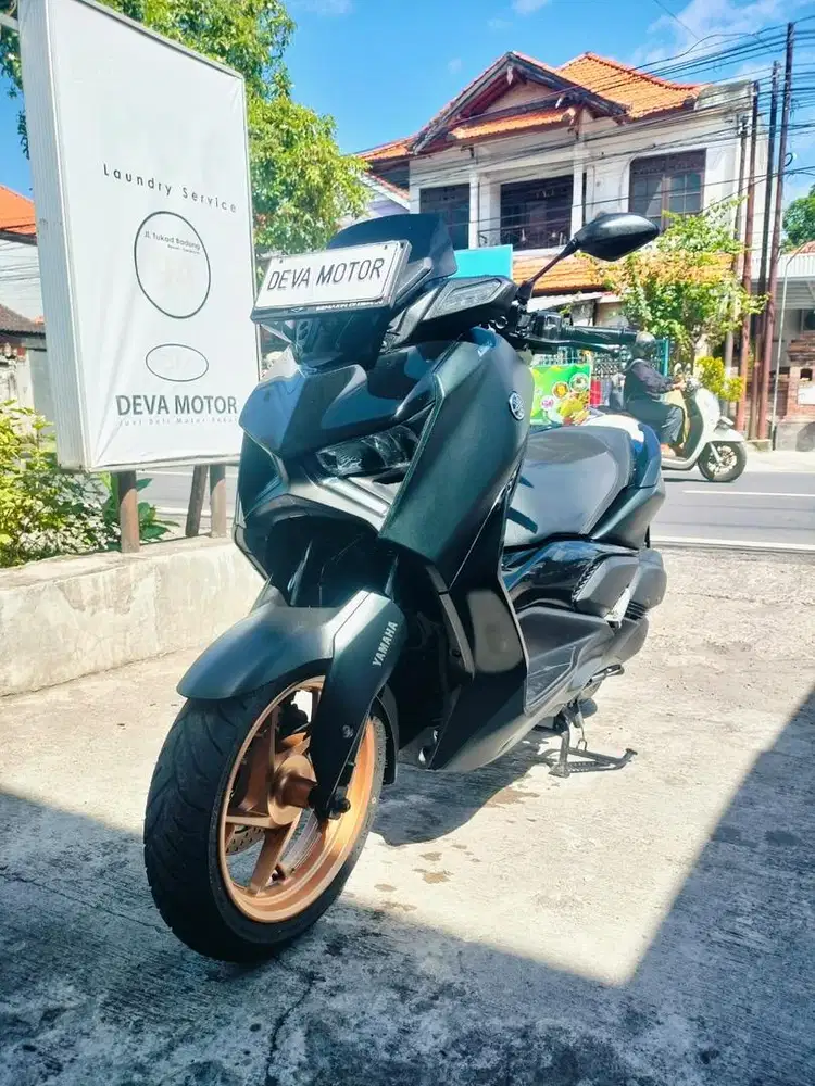 Xmax hitam deva motor