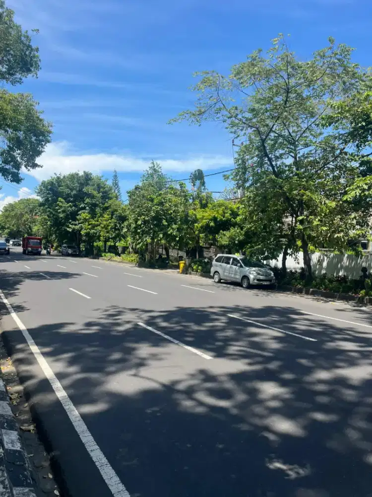 DIJUAL RUMAH SECOND JLN TUKAD BALIAN RENON DENPASAR