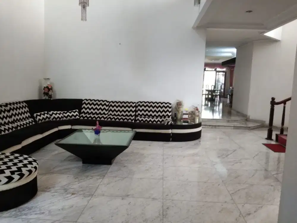 Dijual Rumah Menteng Jarang ada - Jalan Lebar , Jakpus
