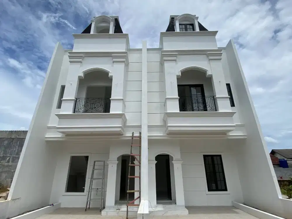 Rumah Classic Modern 2,5 Lantai + Rooftop di Kelapa Dua Depok