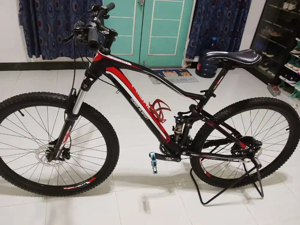 Thrill Fervent 1.0 tahun 2023 size M ukuran 27.5