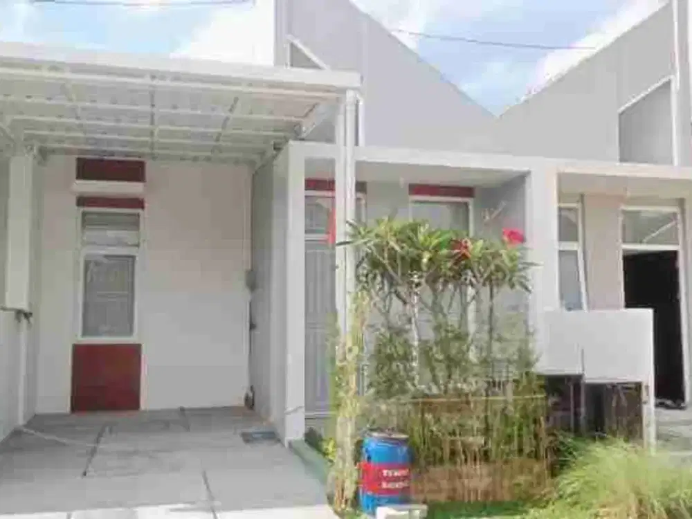 RUMAH CANTIK DI PERUM MUTIARA ARTERI REGENCY JL GAJAH RAYA SEMARANG