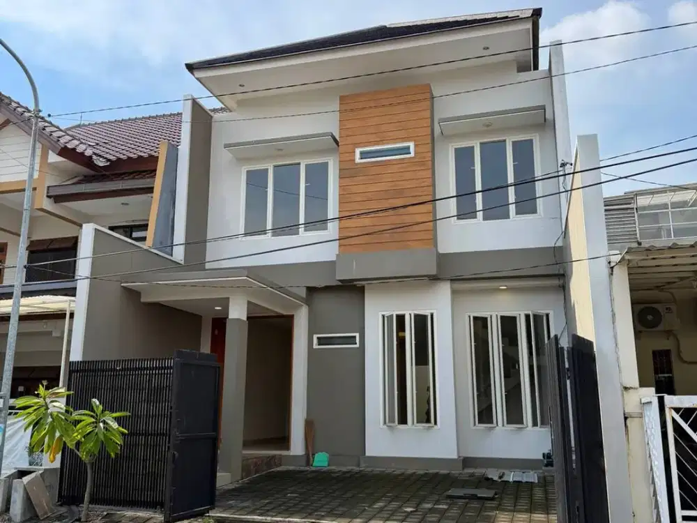 Rumah baru modern 2 lantai di Panjang Jiwo Permai