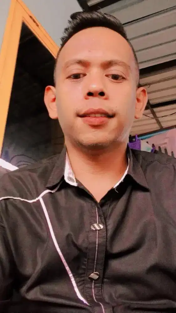 Saya sedang mencari pekerjaan di bidang driver pribadi/kantor