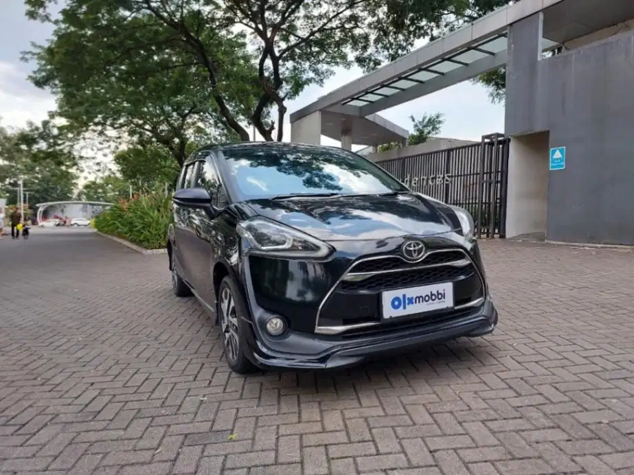 DP Murah Toyota Sienta 1.5 Q Bensin-AT 2017 CUFDB