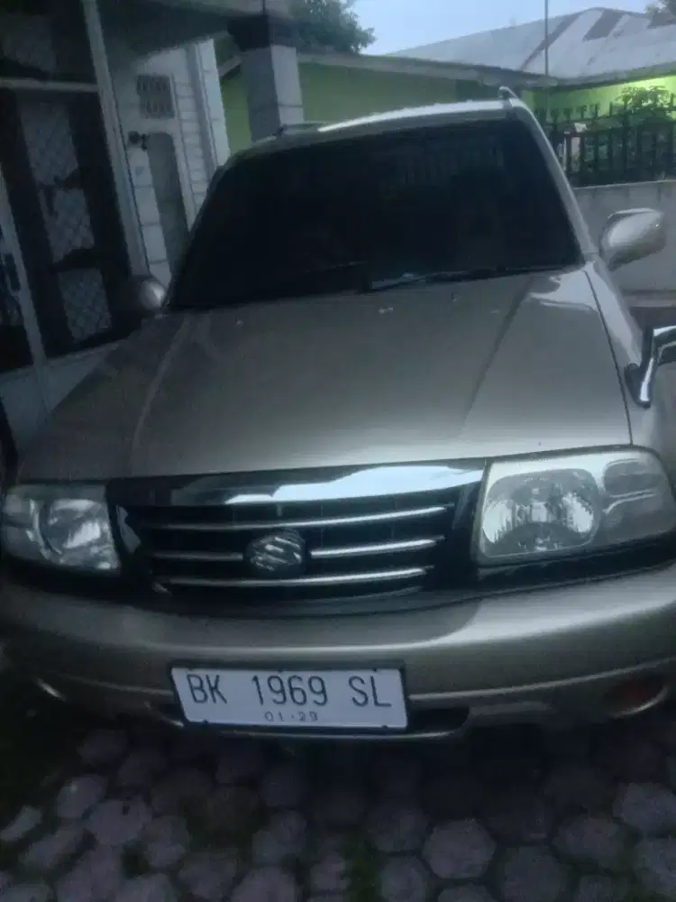 Di Jual Escudo Grand 2003