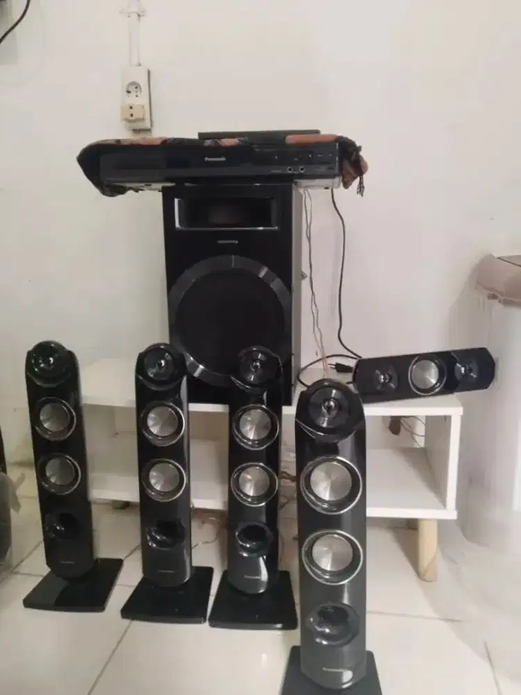 Dijual hometeater panasonic
