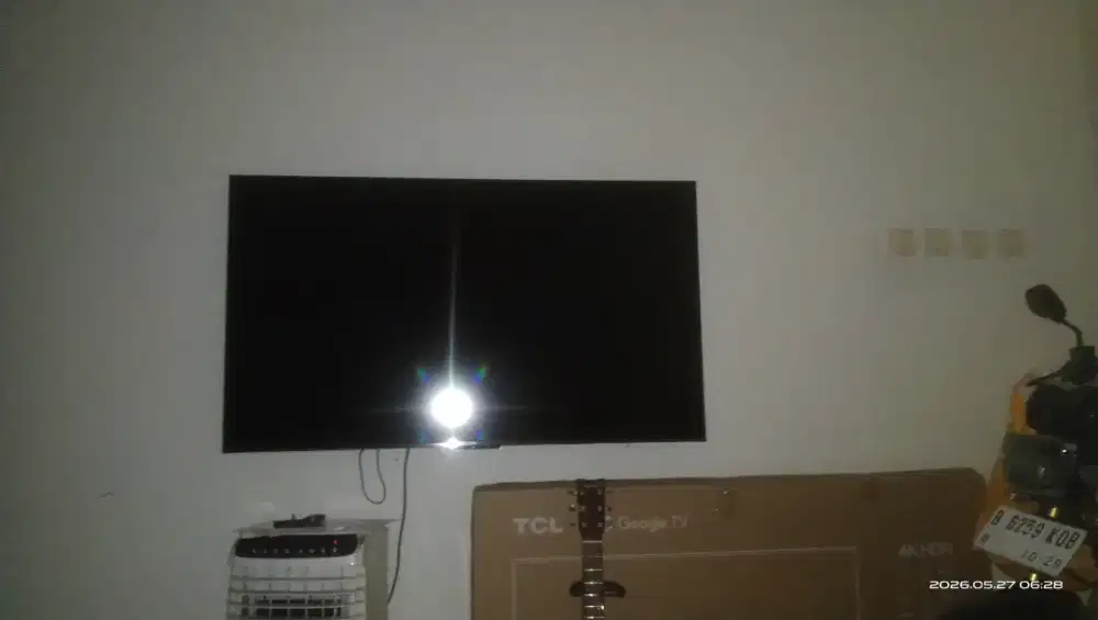 Tv smart Hisense 49 inci