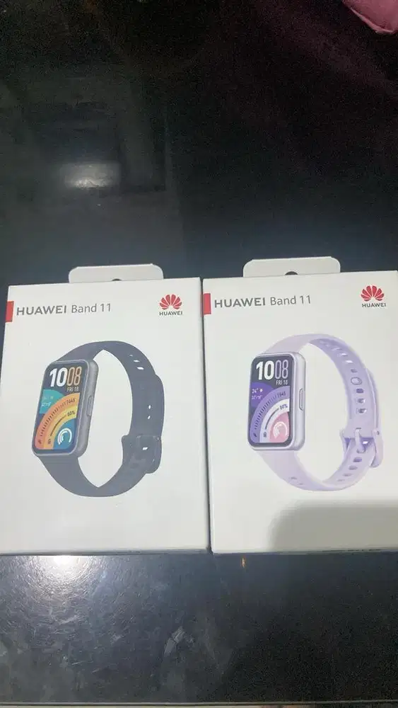 Huawei band 11 purple n black