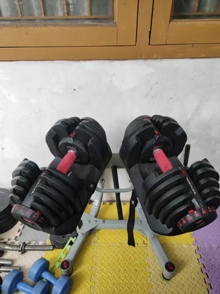 Dumble Adjustable atau dumbell bowflex 1090i