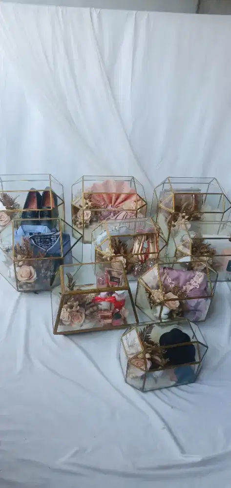 BOX SESERAHAN dijual murah
