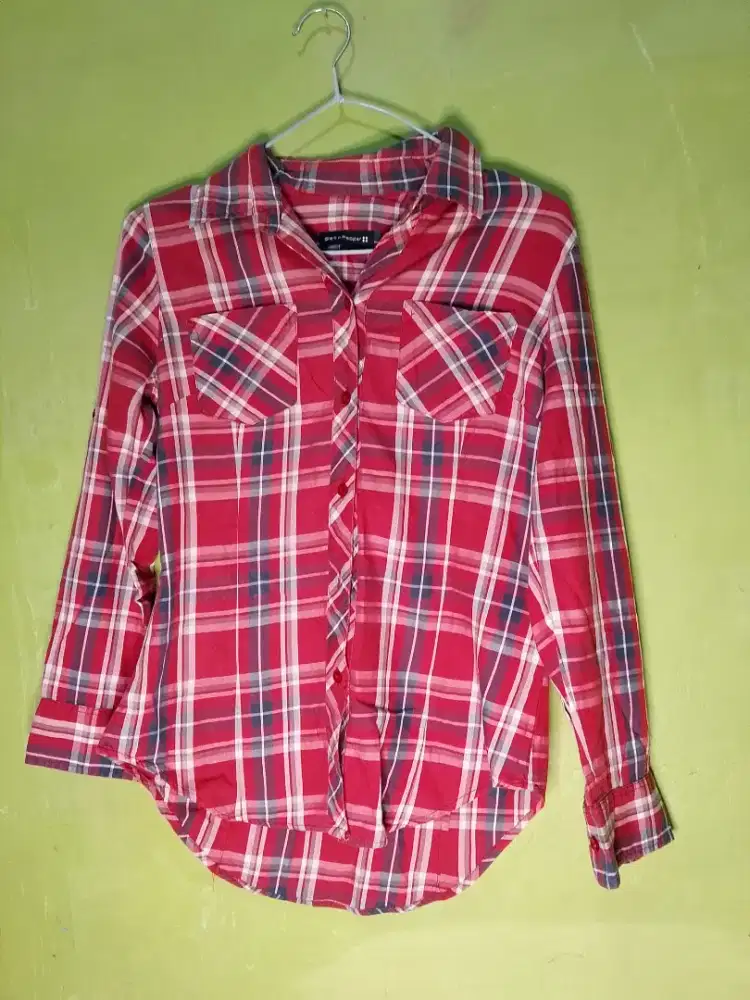 Kemeja wanita size M