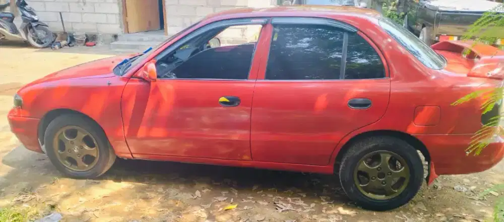 Sedan Bimantara Cakra 1997