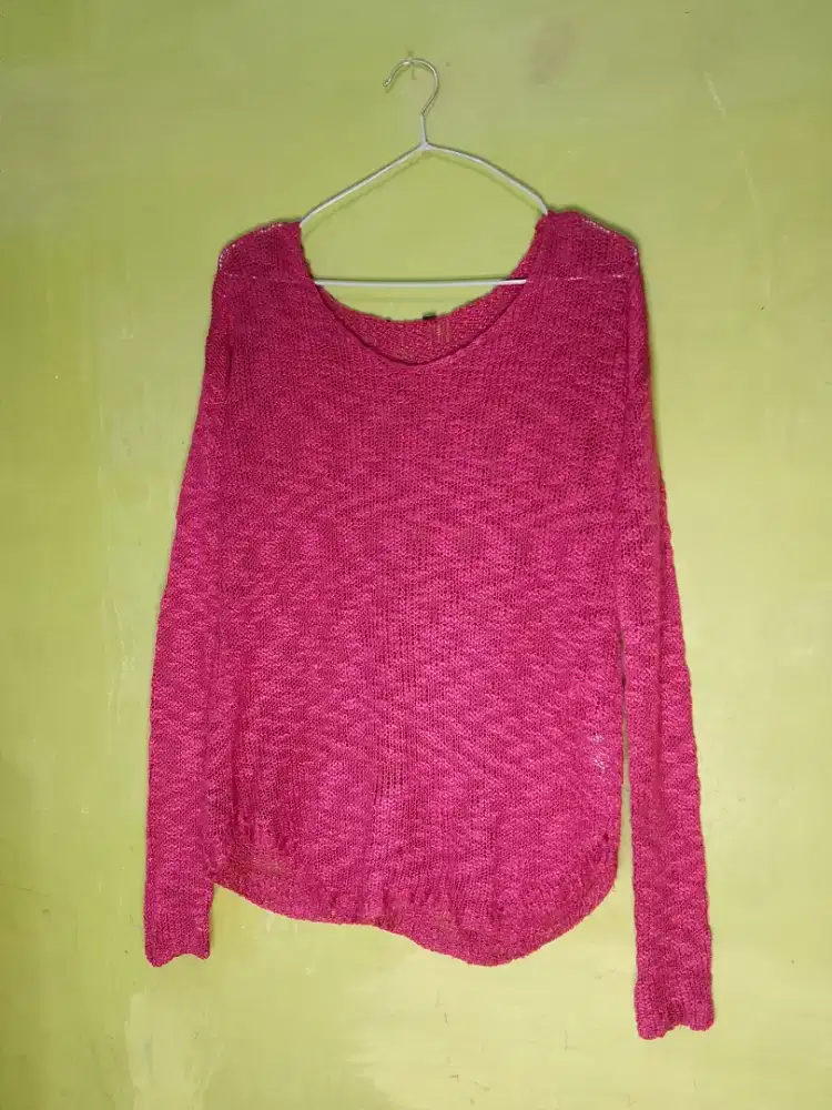 Sweater rajut wanita
