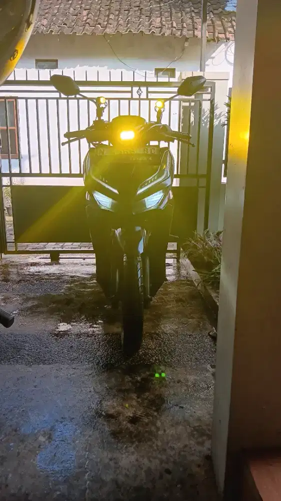 New vario 2018 hitam