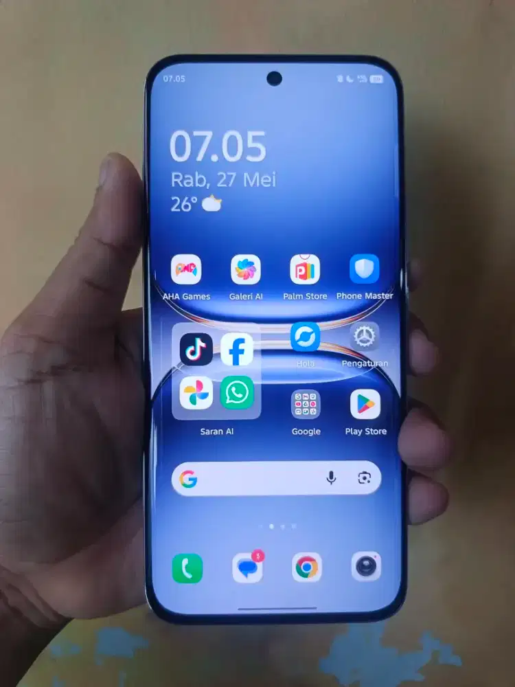 Techno spark 40 pro plus 8+8/128 gb fullset layar lengkung amoled