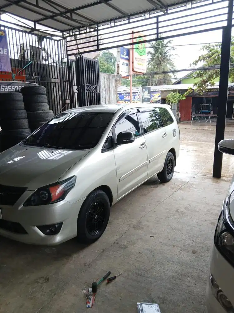 Toyota Kijang Innova G 2012 Bensin – Siap Pakai, Mulus