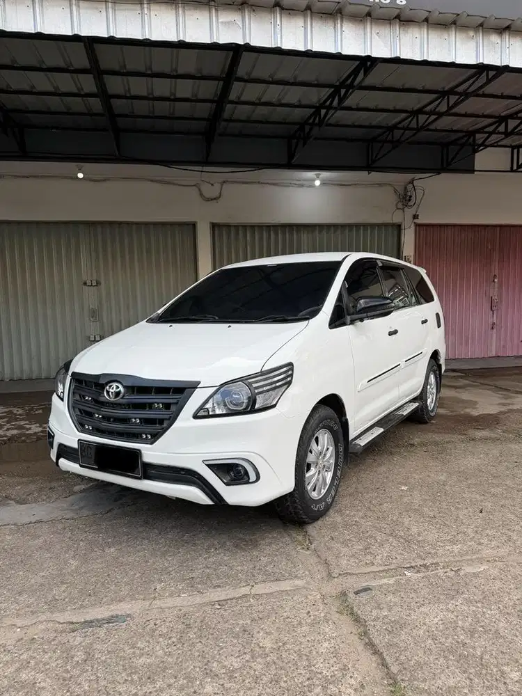 Innova 2.5 G Manual Diesel 2014