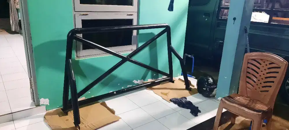 Pelindung kaca belakang Grand max pick up