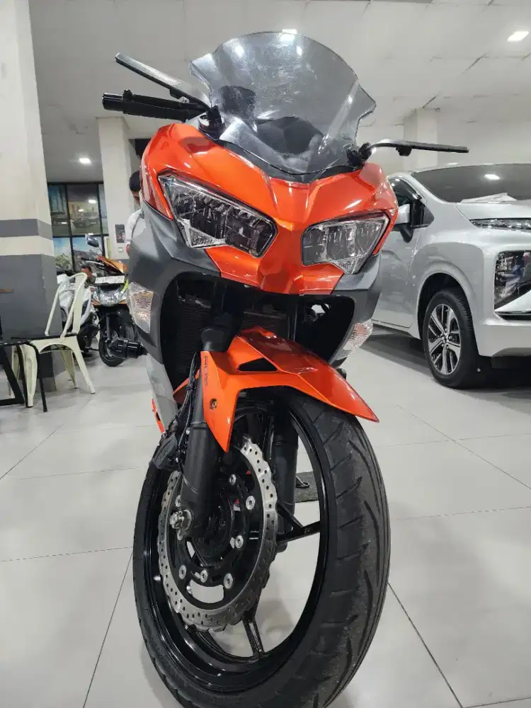Di jual murah Kawasaki ninja 250R ABS 2018