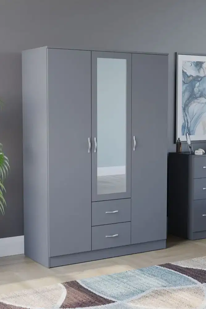 Lemari simpel 3 pintu custom