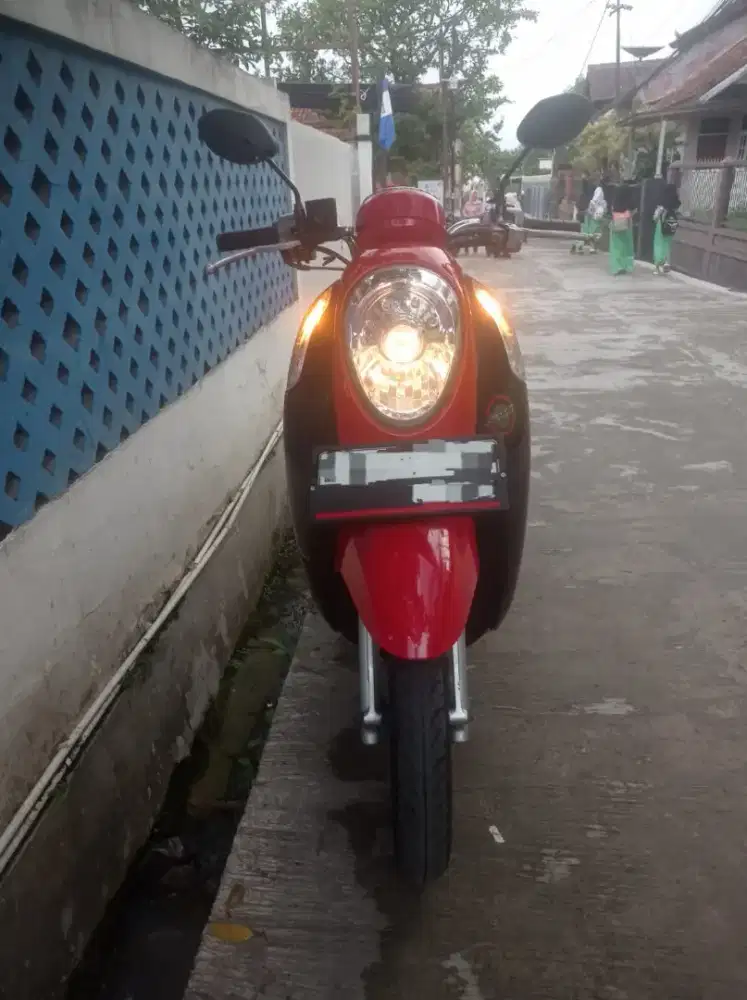 Honda Scoopy 2014