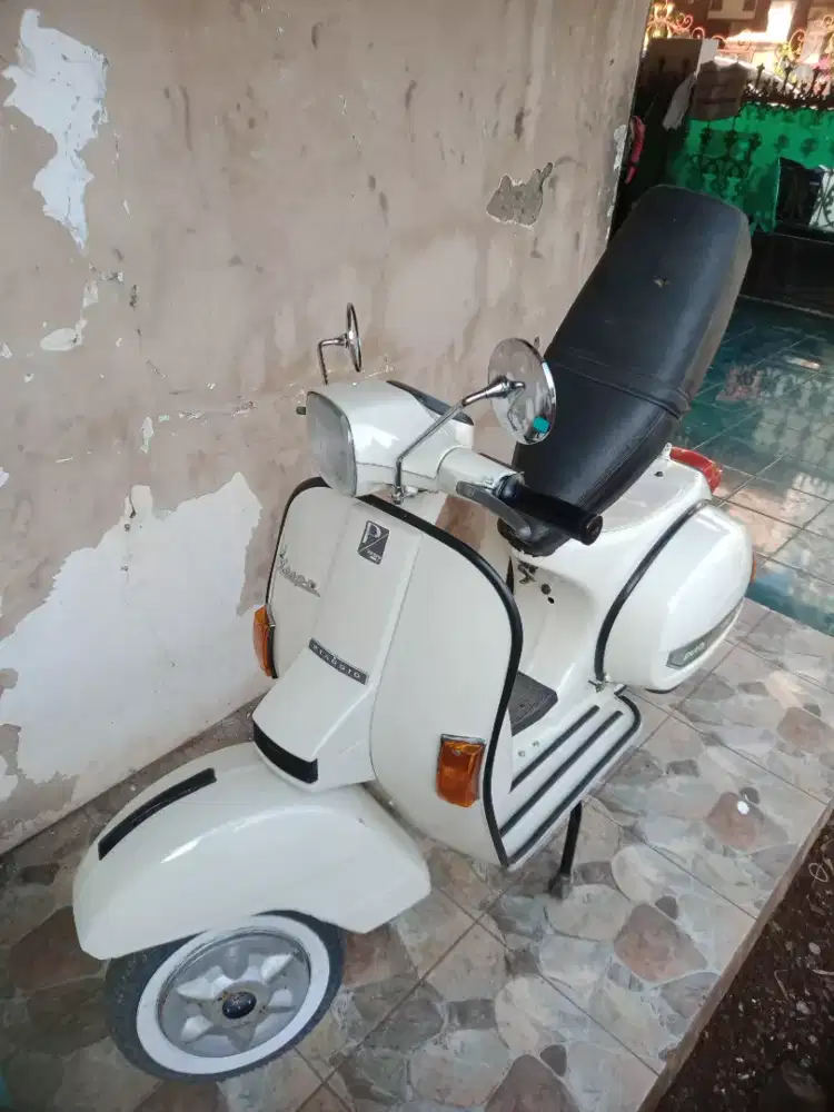 Vespa PS 1980 ganteng