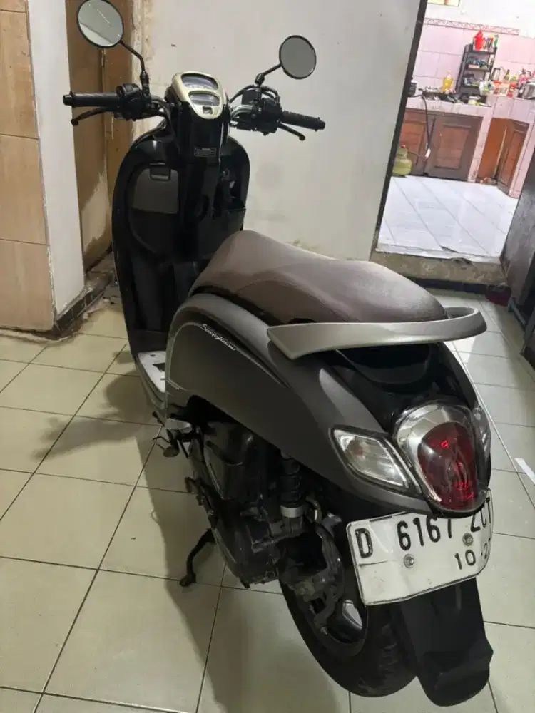 Scoopy lengkap isi