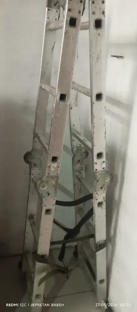 Di jual tangga lipat aluminium