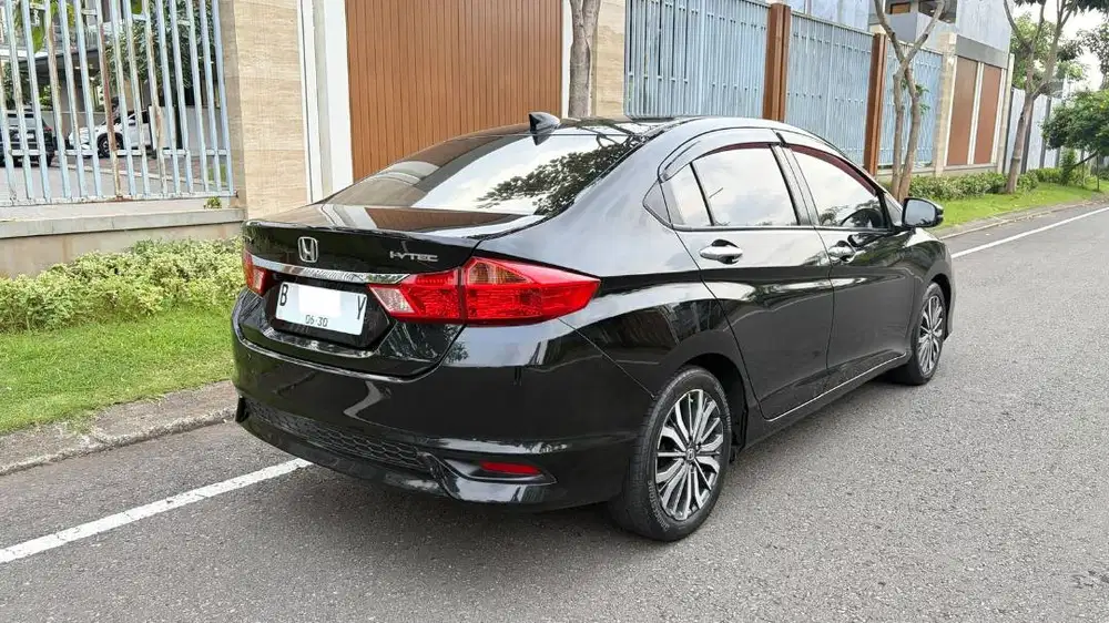 2017 HONDA CITY E CVT HITAM FACELIFT
