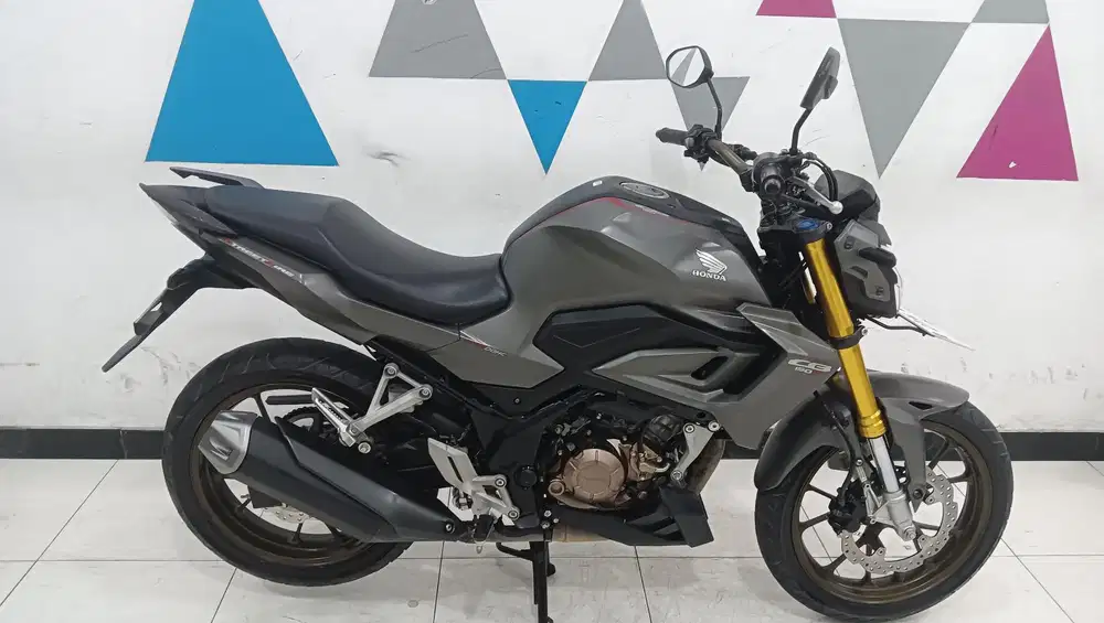 Honda New CB 150 R StreetFire 2023 Km.12.000