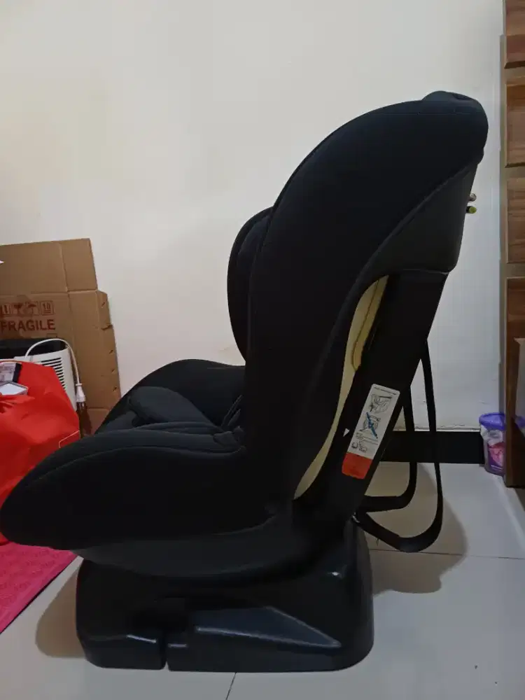 Preloved car seat PLIKO LYON PK503B