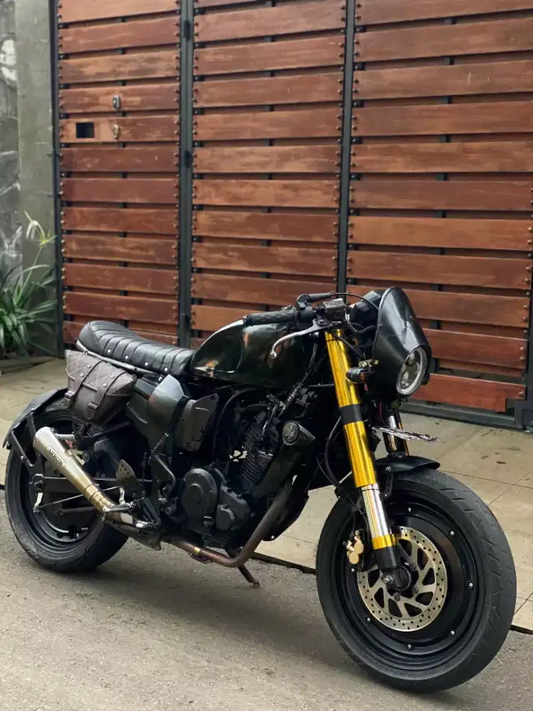 byson old X caferacer