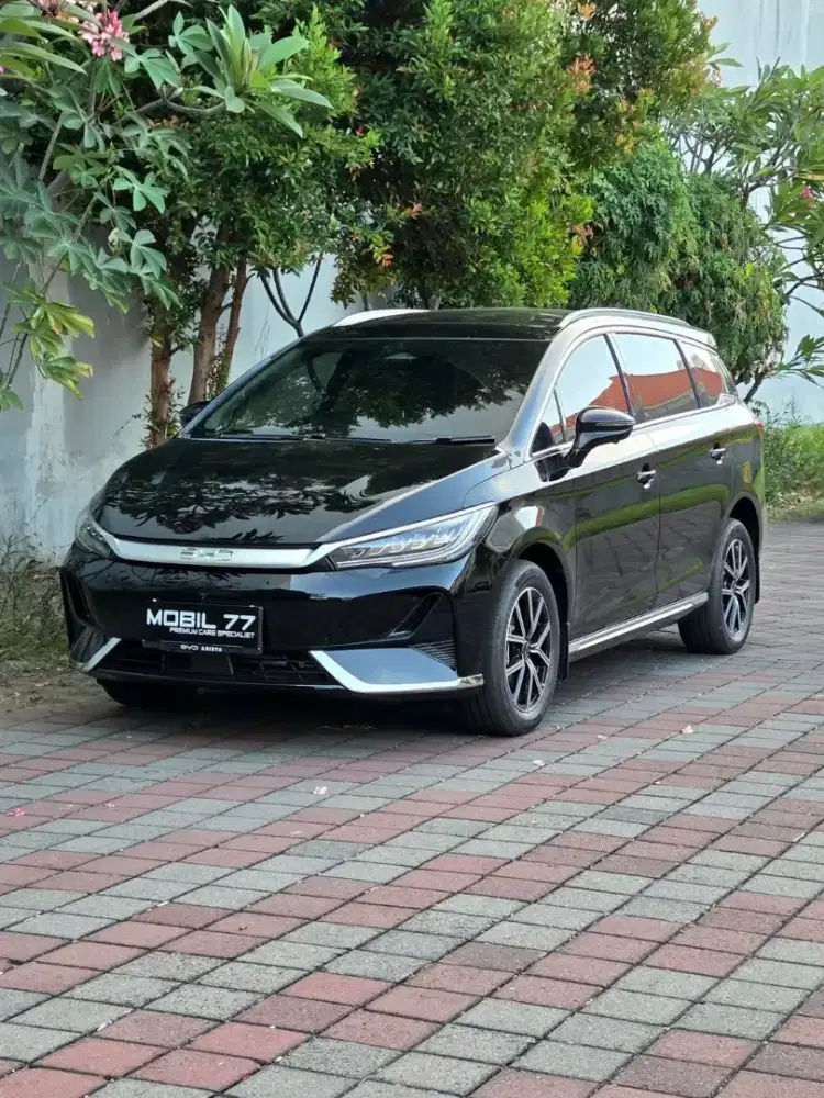 BYD M6 superior 7S EV odo8rb Tahun 2024