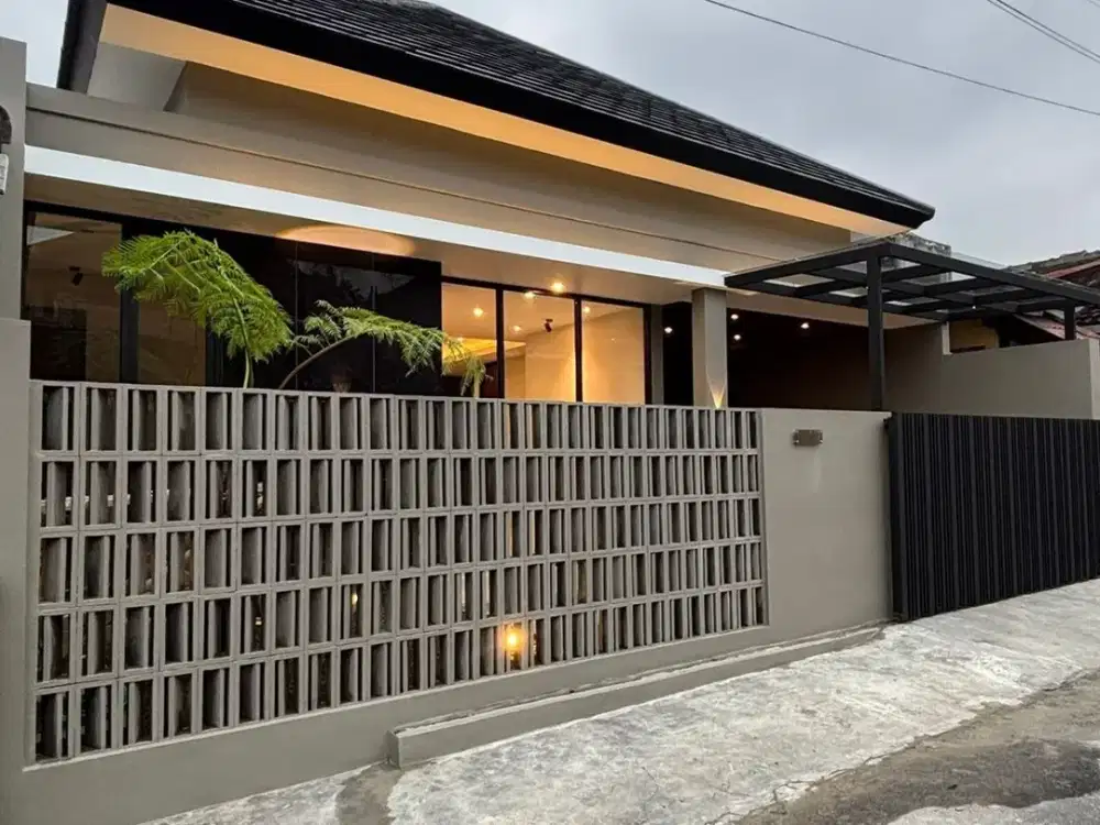 Rumah Mewah furnished dalam Perumahan di Jalan Kaliurang km13,5 Sleman