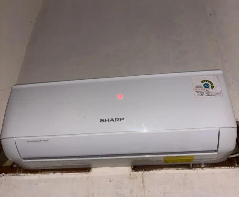Dijual AC Sharp 1/2 PK bekas