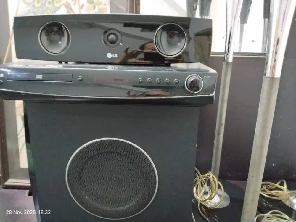 Home theater lg komplet jarang pakai