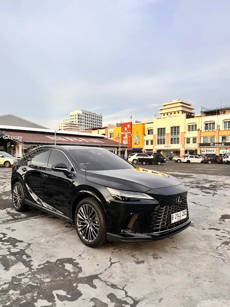 Lexus RX450h+ AWD 2024