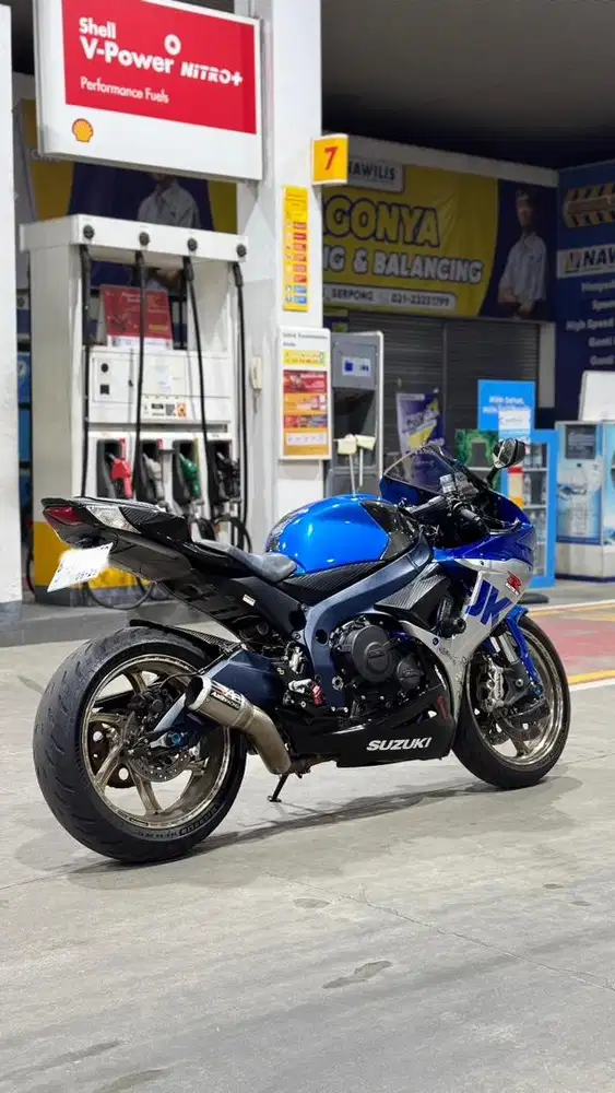 GSX R SUZUKI 2011 L1 600cc full papper