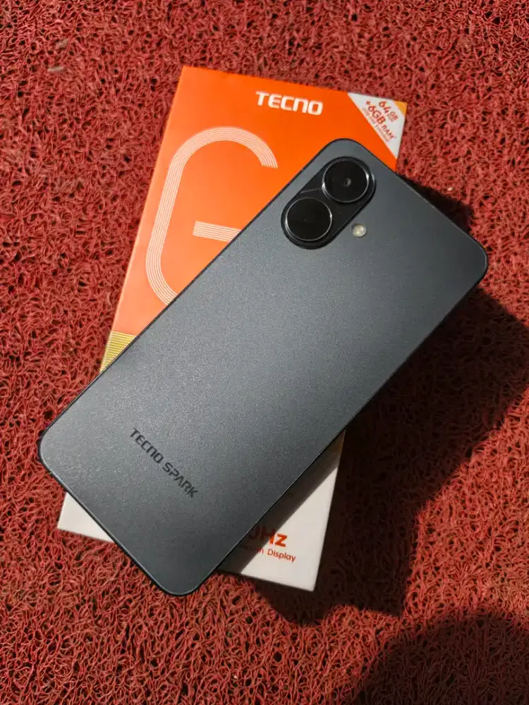 Tecno spark go2 3+1/64 gb