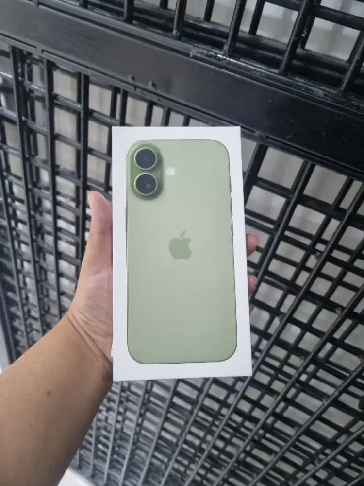 Ready iPhone 17 256GB Garansi iBox cicilan 0% 24 bulan
