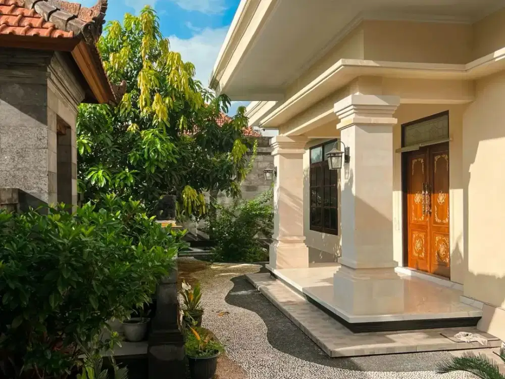 VERY RARE! RUMAH MEWAH FULL FURNISHED DI DENPASAR UTARA