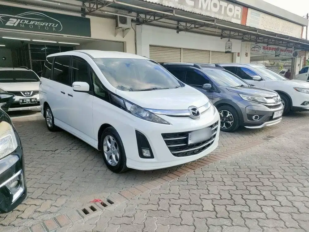 DP 15JT ANGSURAN 2,9JT MAZDA BIANTE PUTIH 2013 NON SKYACTIVE