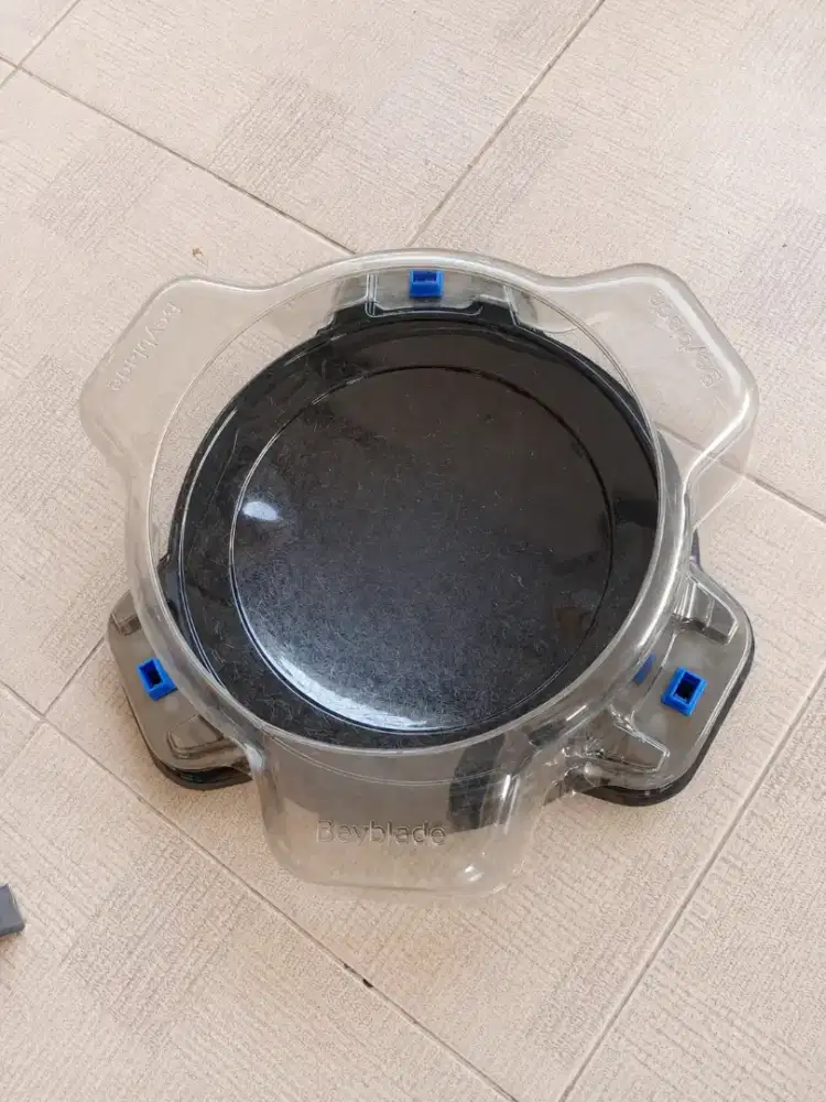 Beyblade stadium