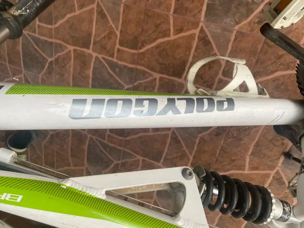 DIJUAL SEPEDA POLYGON MTB FULL SUSPENSION – SIAP PAKAI