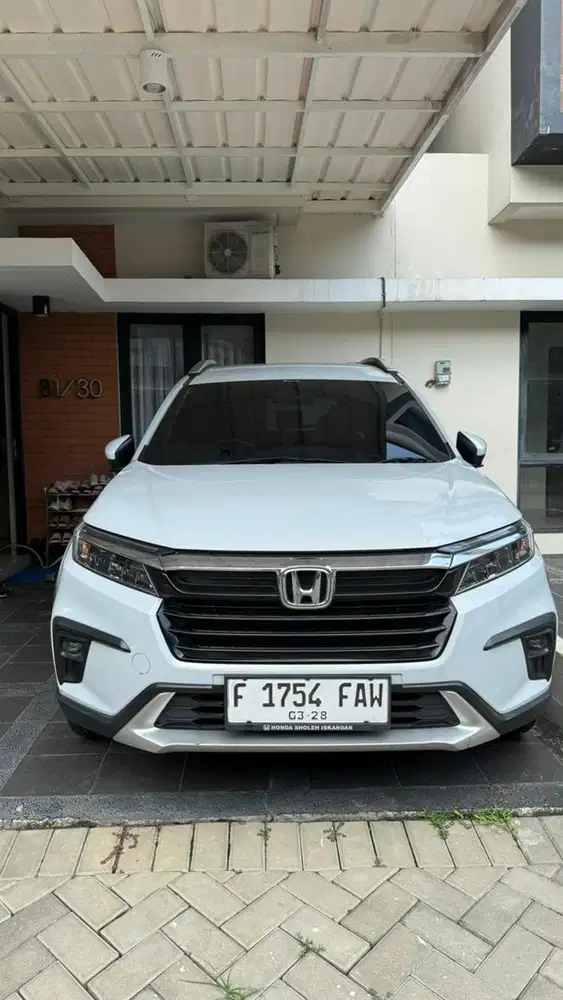 Honda BR-V Prestige CVT Non Sensing 2023